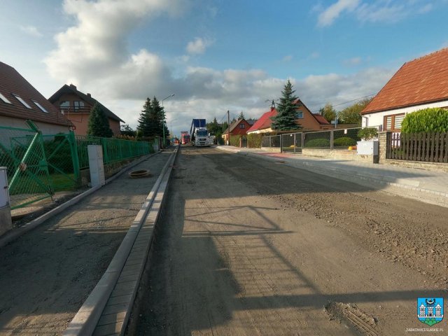 Trwa remont świetlicy w Olbrachcicach i remont Daszyńskiego w Ząbkowicach