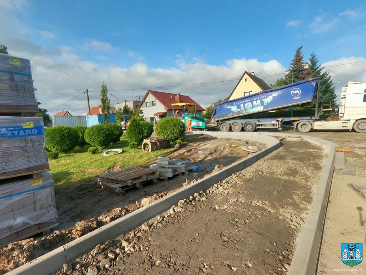 Trwa remont świetlicy w Olbrachcicach i remont Daszyńskiego w Ząbkowicach