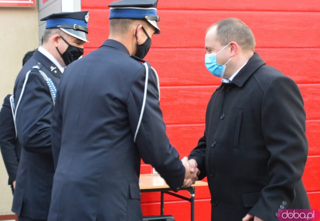 Oficjalne przekazanie nowe samochodu OSP Topola