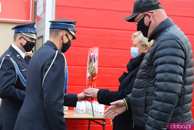 Oficjalne przekazanie nowe samochodu OSP Topola