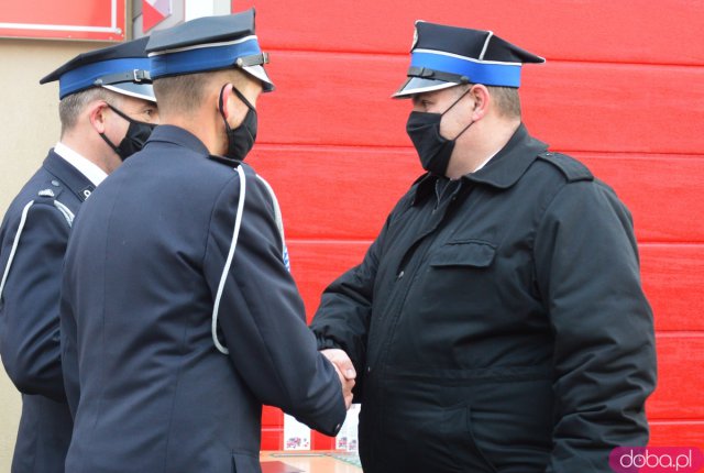 Oficjalne przekazanie nowe samochodu OSP Topola