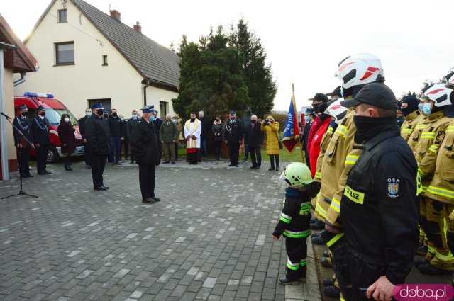 Oficjalne przekazanie nowe samochodu OSP Topola