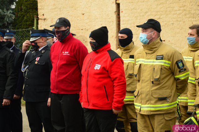 Oficjalne przekazanie nowe samochodu OSP Topola