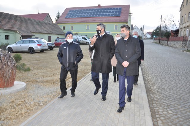 Odbiór dróg wyremontowanych przy porozumieniu powiatu z gminami Ząbkowice Śląskie i Ziębice