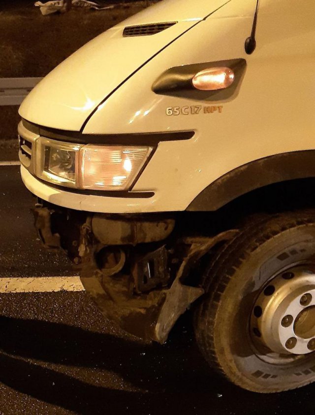 Zderzenie autobusu i busa na ósemce