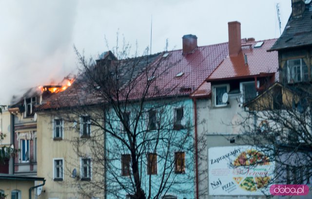 Pożar kamienicy w Bardzie