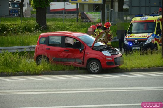 Wypadek na skrzyżowanie ósemki i Legnickiej