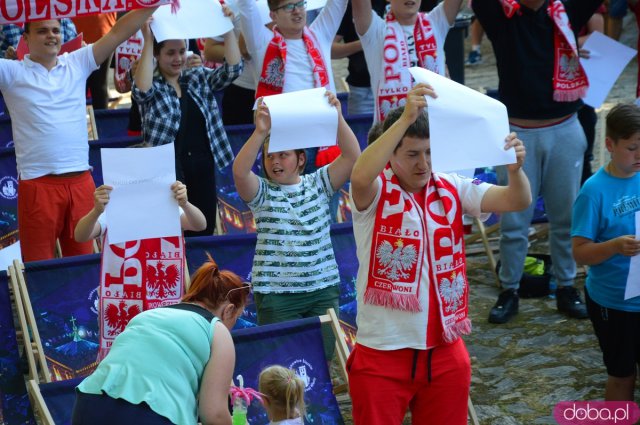 Ząbkowiczanie dopingują Polaków w Strefie Kibica