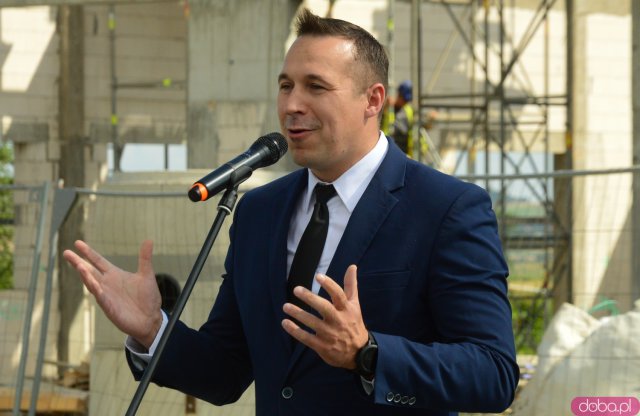 Podpisanie i wmurowanie Aktu Erekcyjnego Inkubatora Przedsiębiorczości w Budzowie