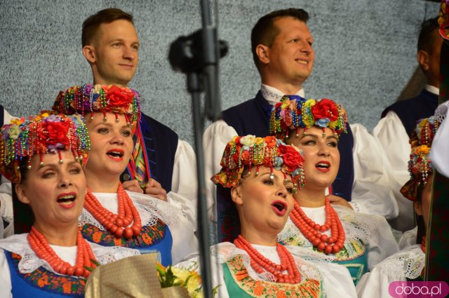 Koncert Zespołu Pieśni i Tańca „Śląsk” w Bardzie