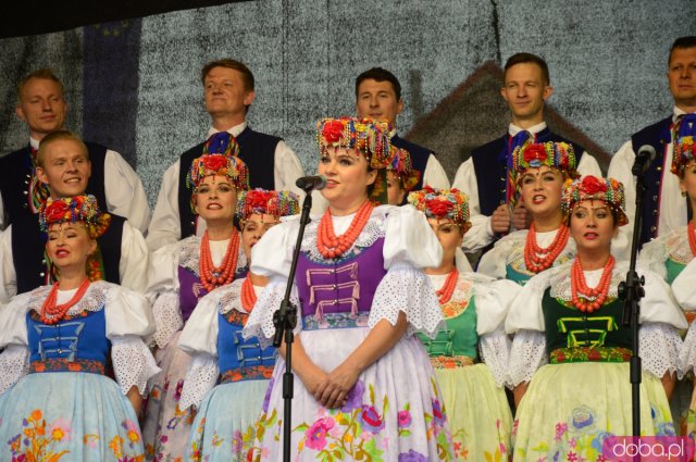Koncert Zespołu Pieśni i Tańca „Śląsk” w Bardzie