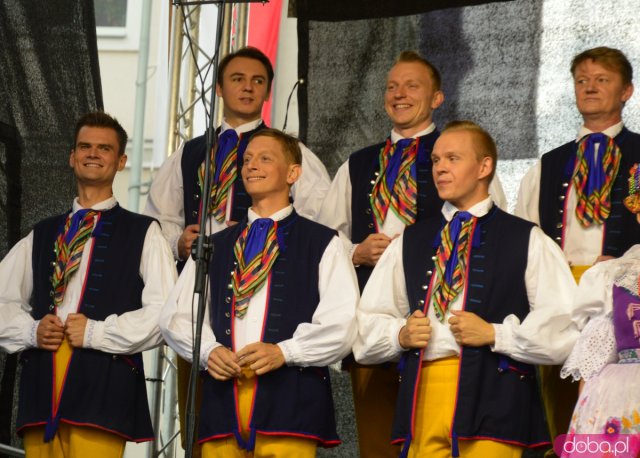 Koncert Zespołu Pieśni i Tańca „Śląsk” w Bardzie
