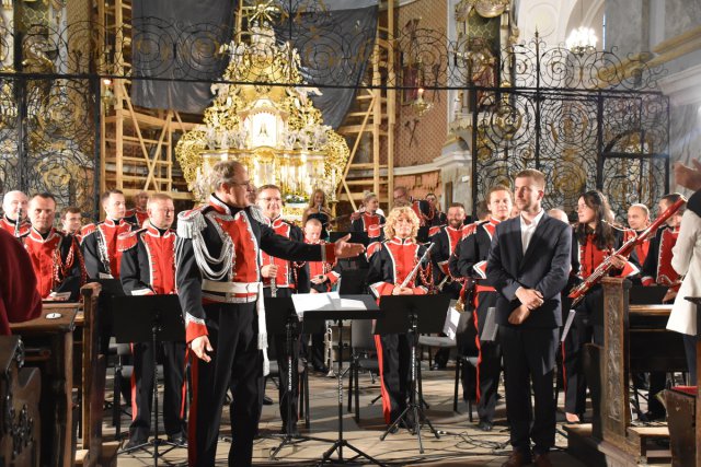 Msza Dożynkowa i koncert finałowy Bardzkiego Lata Organowego