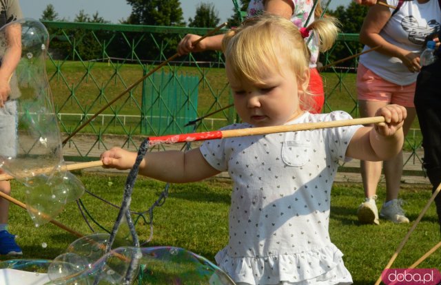  Rodzinny piknik, święto kolorów i Narodowe Czytanie w Ząbkowicach Śląskich