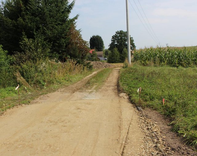 Trwa remont drogi w Przedborowej