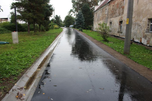 Kolejne inwestycje drogowe w gminie Stoszowice zakończone