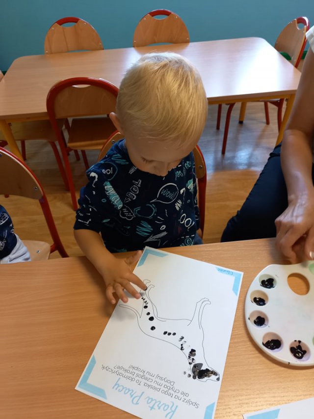 Dzień Kropki w przedszkolu w Kamieńcu Ząbkowickim