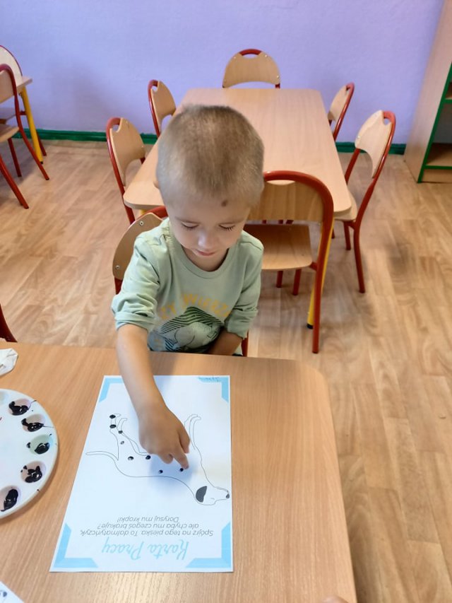 Dzień Kropki w przedszkolu w Kamieńcu Ząbkowickim