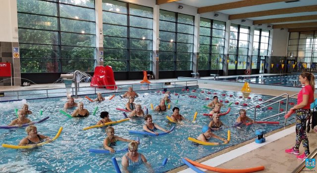 150 uczniów szkół podstawowych gminy Ząbkowice Śląskie uczy się pływać