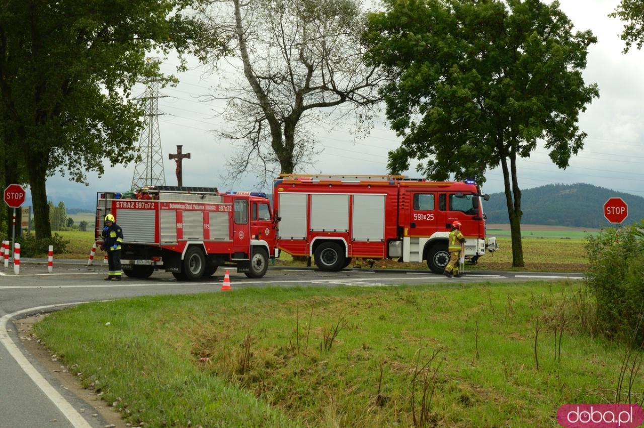 Wypadek na trasie Ząbkowice Śląskie - Stoszowice. Jedna osoba poszkodowana