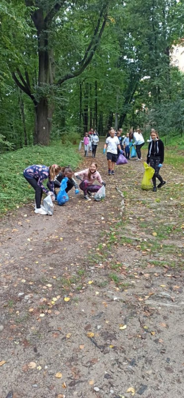 Kamieniec Ząbk.: „Sprzątanie świata – Polska” 