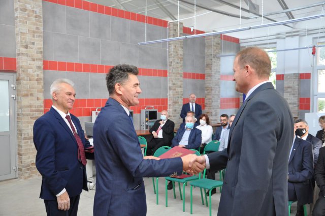 Nowa pracownia obrabiarek CNC otwarta w ZSZ w Ząbkowicach Śląskich