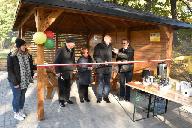 Oficjalne otwarcie wiaty rekreacyjnej w Dzbanowie