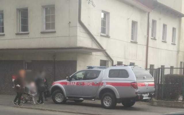 Tlenek węgla w sali gimnastycznej Ziębicach. Ewakuacja dzieci i personelu