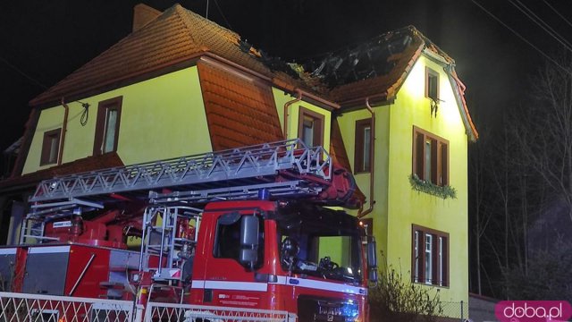 Pożar domu wielorodzinnego w Złotym Stoku