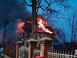 Pożar domu wielorodzinnego w Złotym Stoku