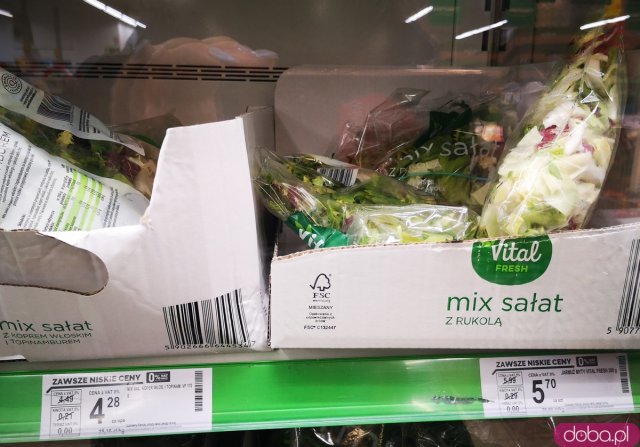 Obniżka VAT na paliwo i żywność.