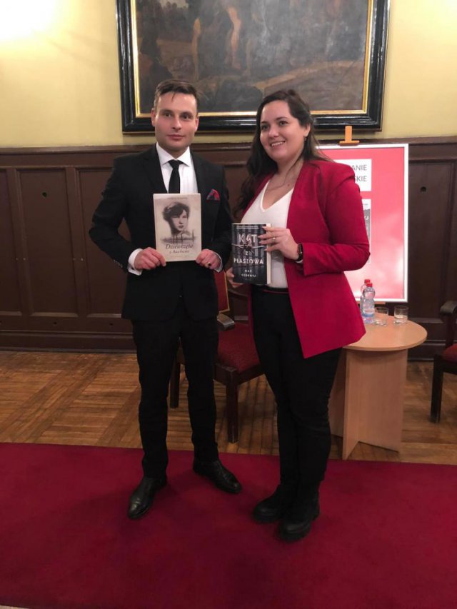 [FOTO] Max Czornyj gościł w Bibliotece Publicznej Miasta i Gminy w Ząbkowicach Śl.