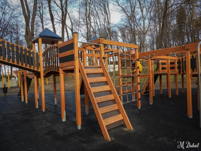 [FOTO] Plac zabaw w ziębickim Parku Miejskim już otwarty