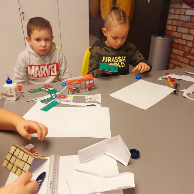 [FOTO] Warsztaty modelarskie w Ziębickim Centrum Kultury