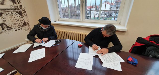 Burmistrz Ziębic podpisał umowę na realizację zadań dot. sportu, ochrony zdrowia, kultury, sztuki i ochrony środowiska