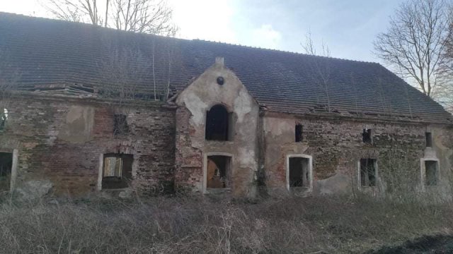 Podpalono zabytkową oficynę