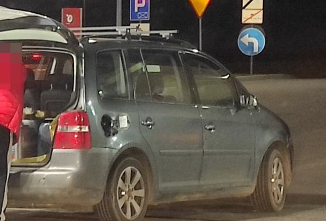 Mieszkańcy powiatu masowo ruszyli na stacje paliw. Orlen apeluje o nieuleganie panice