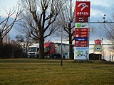 Mieszkańcy powiatu masowo ruszyli na stacje paliw. Orlen apeluje o nieuleganie panice