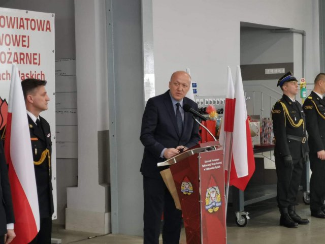 [FOTO] Komendant PSP w Ząbkowicach Śląskich odszedł na emeryturę
