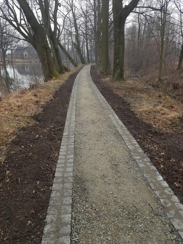 Ścieżki spacerowe w parku w Grodziszczu gotowe