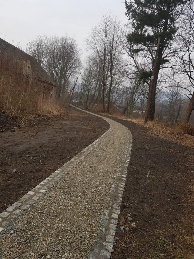 Ścieżki spacerowe w parku w Grodziszczu gotowe