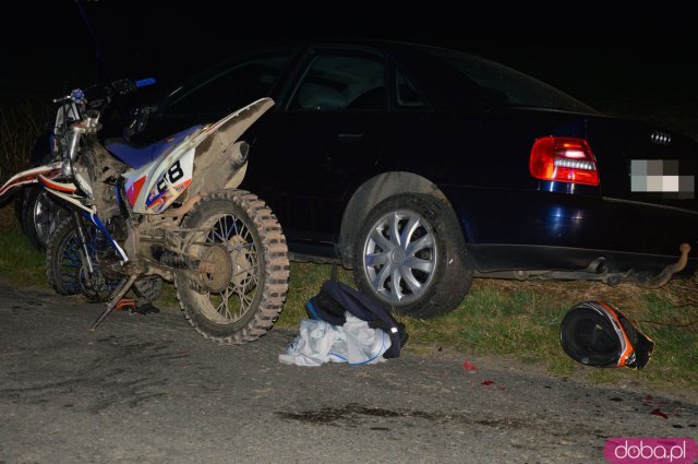 Wypadek motocykla i dwóch osobówek między Stolcem a Kamieńcem