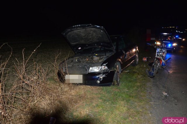 Wypadek motocykla i dwóch osobówek między Stolcem a Kamieńcem