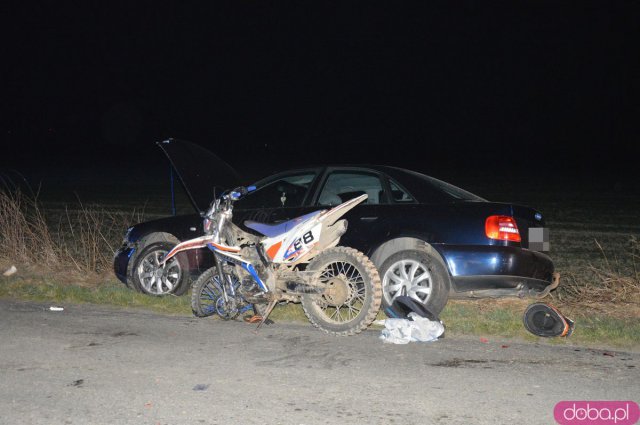 Wypadek motocykla i dwóch osobówek między Stolcem a Kamieńcem
