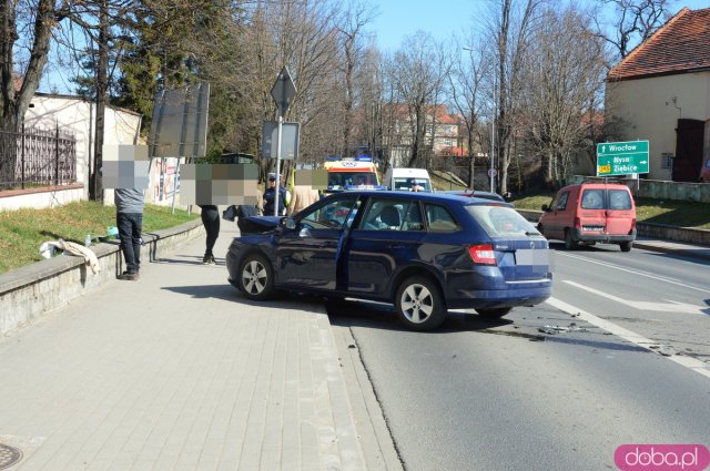 Zderzenie dwóch osobówek koło Aldi