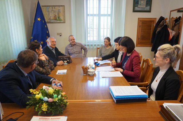 Umowa na rewitalizację Parku Miejskiego w Złotym Stoku podpisana