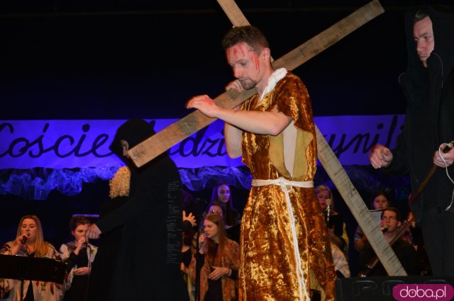 Coście ludzie uczynili... - muzyczna Droga Krzyżowa