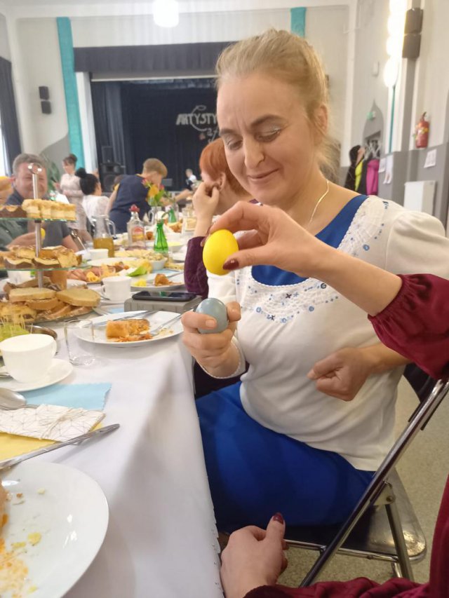 Uchodźcy z Ukrainy świętowali Wielkanoc w Złotym Stoku