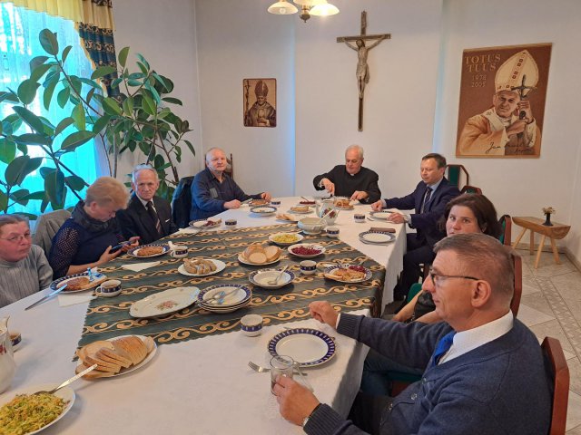 Śniadanie wielkanocne dla samotnych w gminie Ziębice