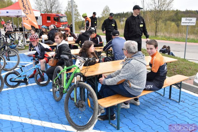 [FOTO] Rozpoczęcie Sezonu Rowerowego w Bardzie